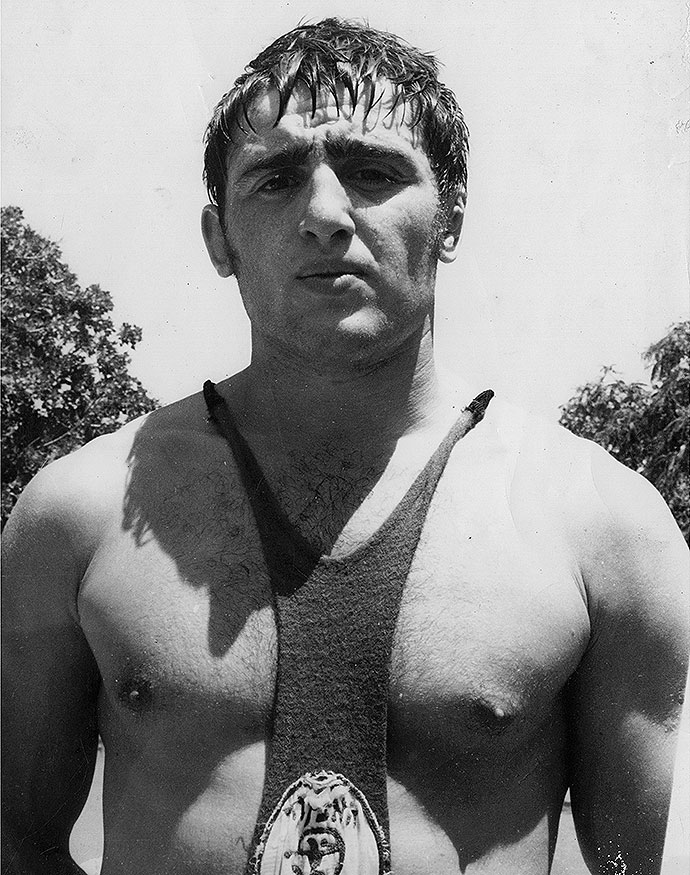 1) Mark Slavin am Wingate Sportzentrum, Netanya, Israel, Juli 1972