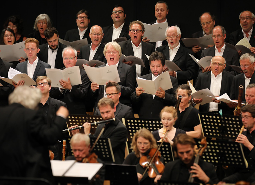 Festspielchor der Europäischen Wochen Passau 2017 bei Beethovens Neunter (Foto: Toni Scholz)