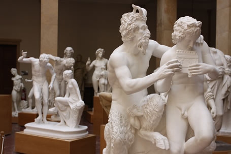 Im Museum für Klassische Abgüsse lassen sich exakte Repliken antiker Kunstwerke studieren