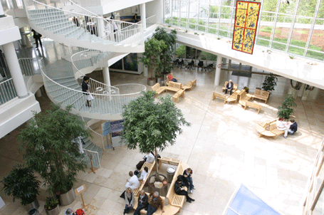 University Hospital Regensburg: View in the foyer