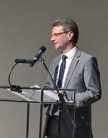 Kunststaatssekretär Bernd Sibler würdigte die Leistung von Dr. Semff
