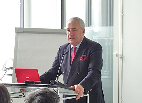 Wissenschaftsminister Dr. Ludwig Spaenle bei der Festrede im Vorhoelzer Forum an der Technischen Universität München