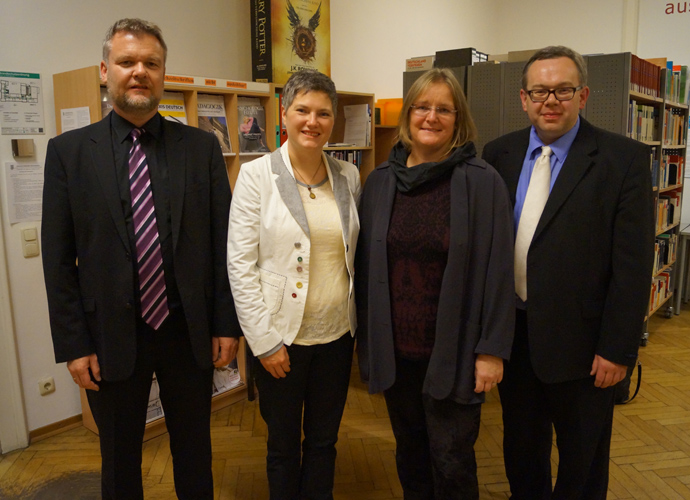 Schulbibliothekarische Fachberater: StD Jochen Diel, RSLin Sabine Hrach, StD Bärbel Booge, OStR Reimar Dietz (von links)
