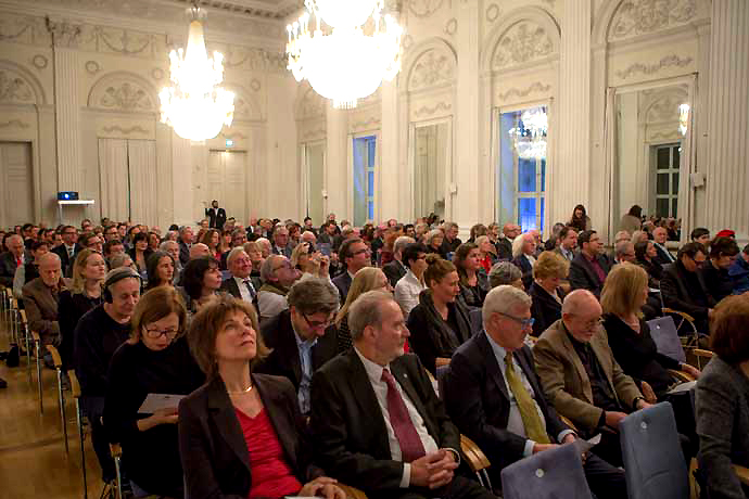 Die Preisverleihung fand in festlichem Ambiente im Max-Joseph-Saal der Münchner Residenz statt
