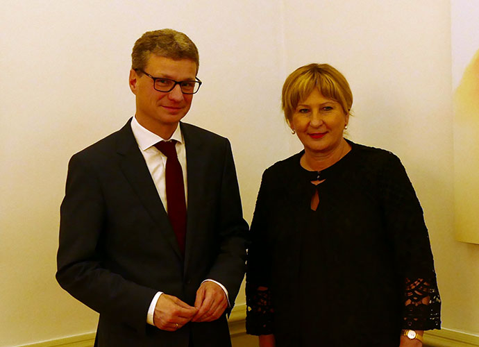 Staatssekretär Bernd Sibler empfing Gayle Tierney, Ministerin im Department of Education and Skills des Bundesstaats Victoria zum Gedankenaustausch