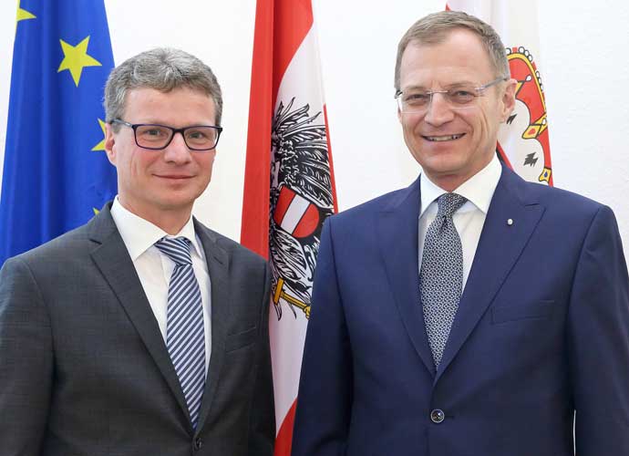 Staatssekretär Bernd Sibler und Oberösterreichs Landeshauptmann Thomas Stelzer