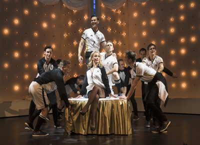 Szenenbild einer Produktion des Augsburger Theater-Ensembles