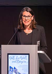 Kunstministerin a. D. Prof. Dr. med. Kiechle bei ihrer Eröffnungsrede