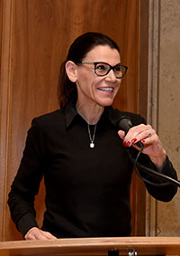 Wissenschaftsministerin a. D. Prof. Dr. med. Marion Kiechle bei ihrer Laudatio