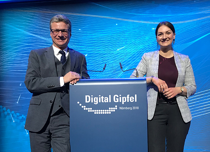 Wissenschaftsminister Bernd Sibler (l.) mit Digitalministerin Judith Gerlach auf dem Digital-Gipfel