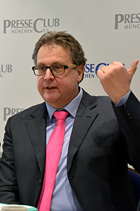 Dr. Richard Loibl (Foto: Johann Schwepfinger, PresseClub München)