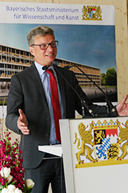 Staatsminister Bernd Sibler