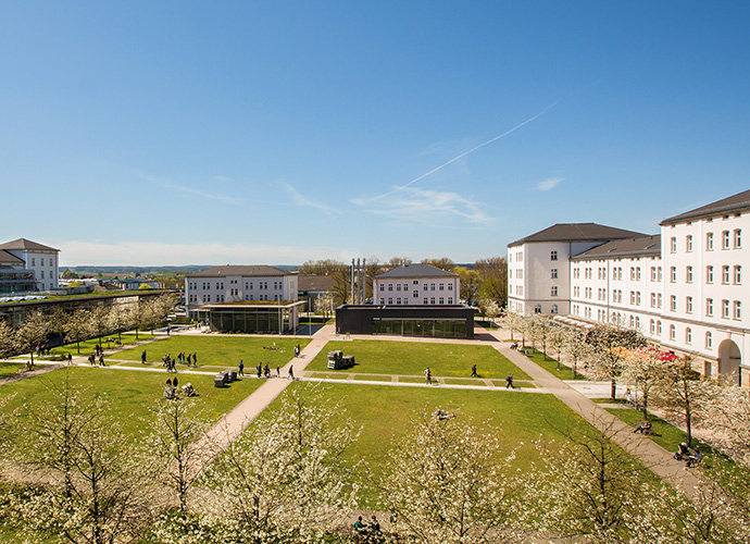 Blick auf den Campus der OTH Amberg-Weiden