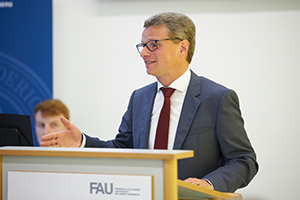 Wissenschaftsminister Bernd Sibler