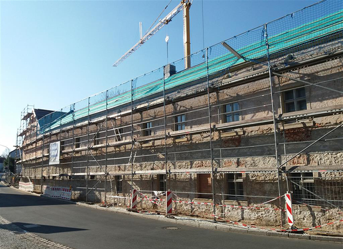 Die Instandsetzungsarbeiten am sog. Schafferhof in Konnersreuth sind in vollem Gange