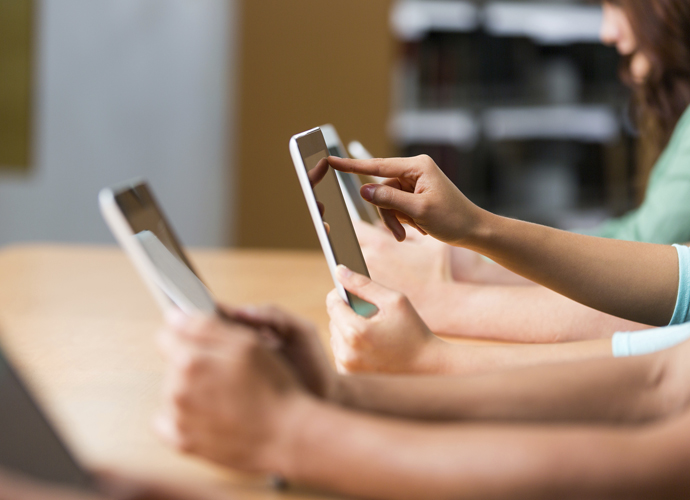 Programmieren in der Grundschule, Virtual und Augmented Reality und enge Verzahnung von universitärer Lehre und Unterrichtspraxis – das sind Ziele der erfolgreichen universitären Projekte