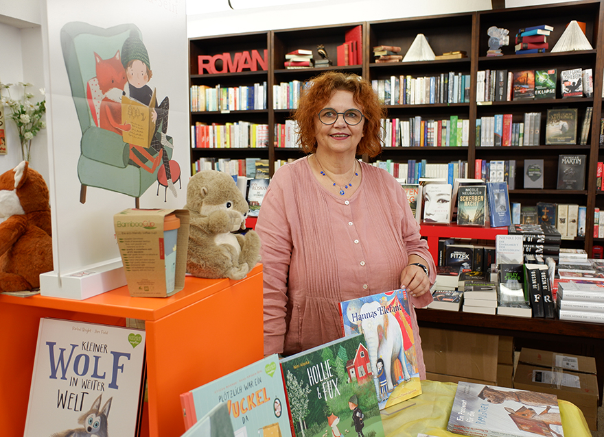 Gabriele Kellner ist seit sechs Jahren Inhaberin der ausgezeichneten Buchhandlung in der Moosburger Innenstadt