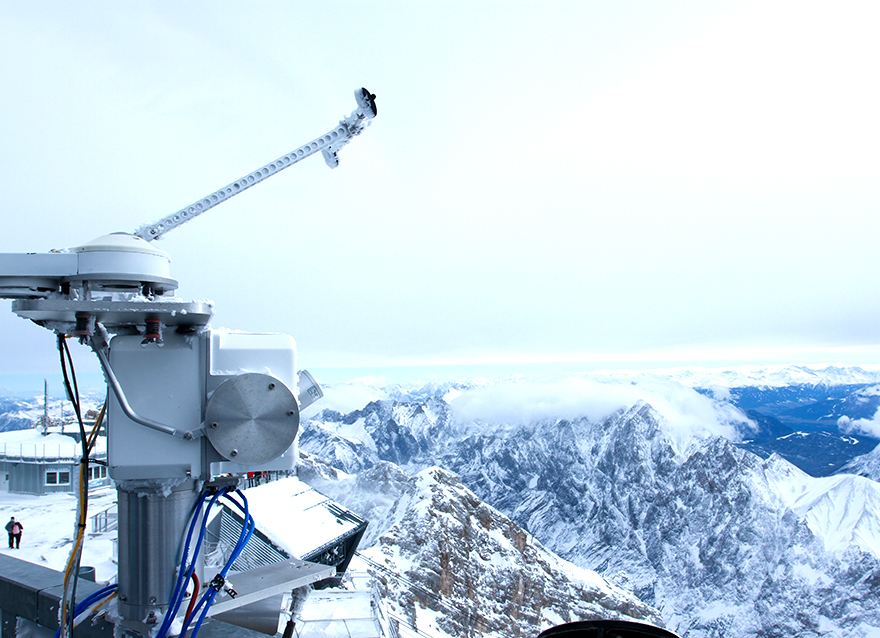 Blick von der Wetterwarte auf die Alpen