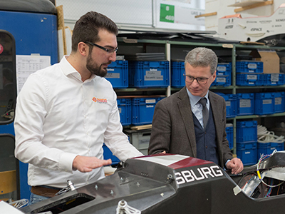 Wissenschaftsminister Bernd Sibler informierte sich über die aktuellen technischen Fortschritte im Bereich Autonomes Fahren