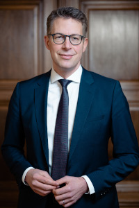 Kunstminister Markus Blume (© Steffen Böttcher)