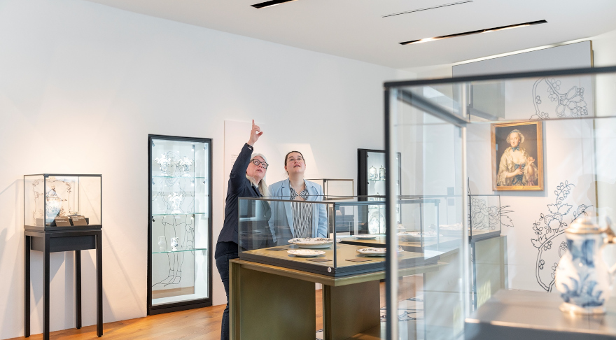 Die Landesstelle für die nichtstaatlichen Museen in Bayern berät Museen unter anderem bei der Umstellung auf energieeffizientere Beleuchtung (© Landesstelle/Dirk Tacke)