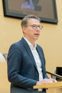Kunstminister Blume (© StMWK/Axel König)