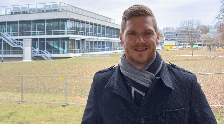 Dr. Fabian Mooshammer leitet eine neue Internationale Nachwuchsforschungsgruppe an der Universität Regensburg (© Dr. Fabian Mooshammer)