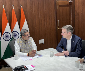 Wissenschaftsminister Blume mit Indiens Bildungsminister Dharmendra Pradhan (© StMWK)