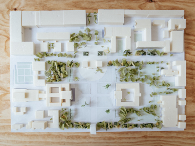 Modell des prämierten Entwurfs „Kunstgarten“ des Pariser Ateliers Roberta (© StMWK/Axel König)