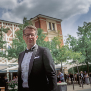 Kunstminister Blume bei der Eröffnung der Festspiele (© Axel König/StMWK)